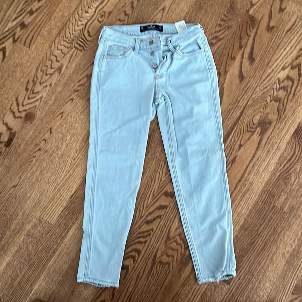 Low rise crop boyfriend jeans.